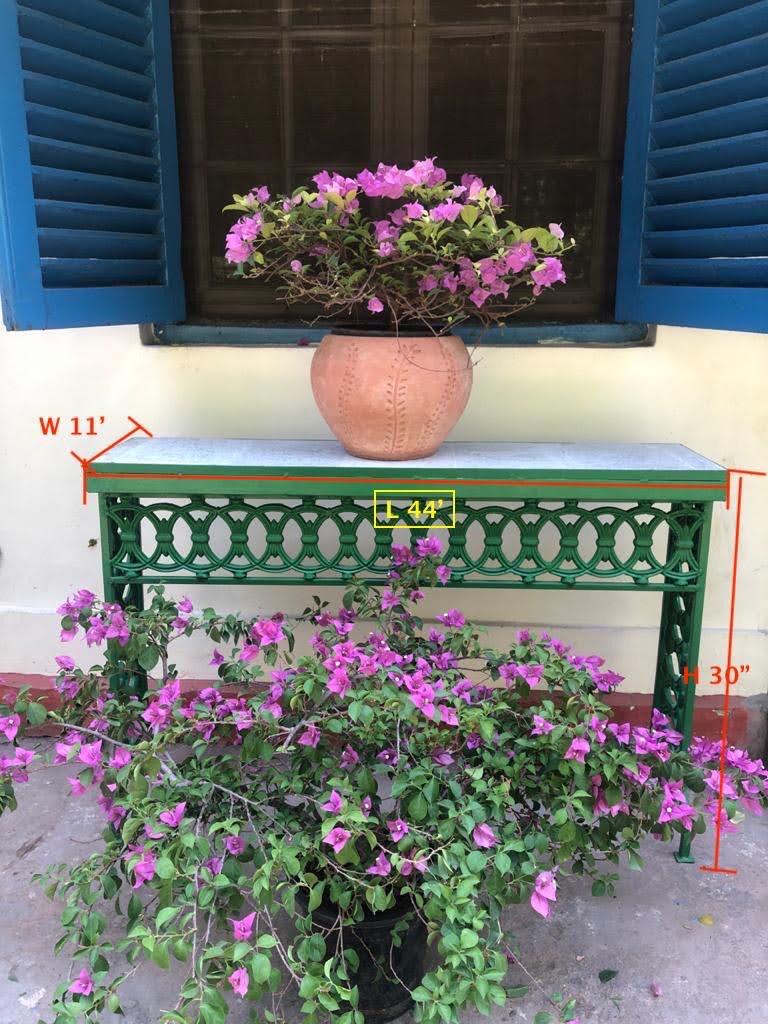 SINGLE STEP PLANT STAND