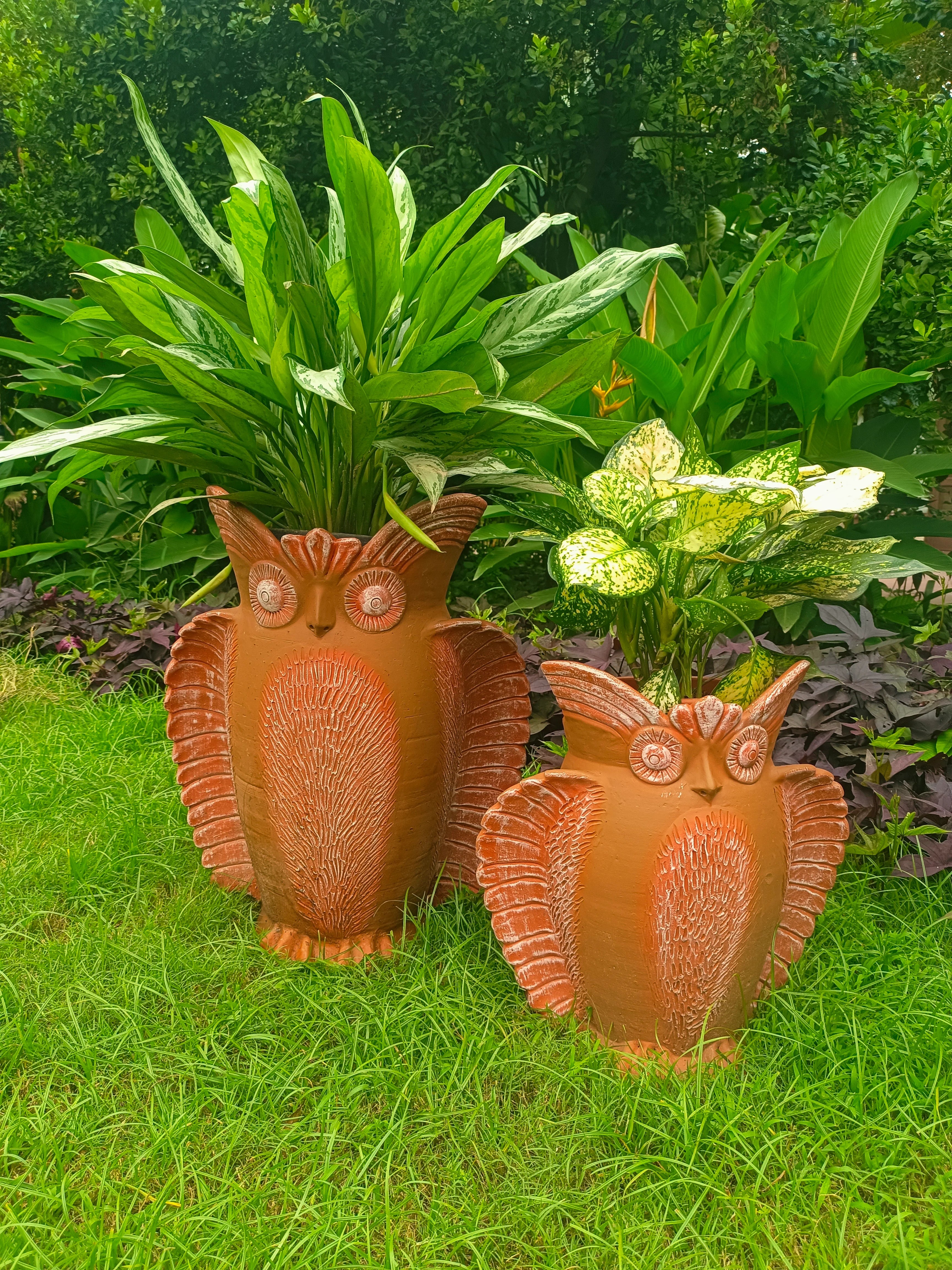 TERRACOTTA OWL WITH OPEN WINGS