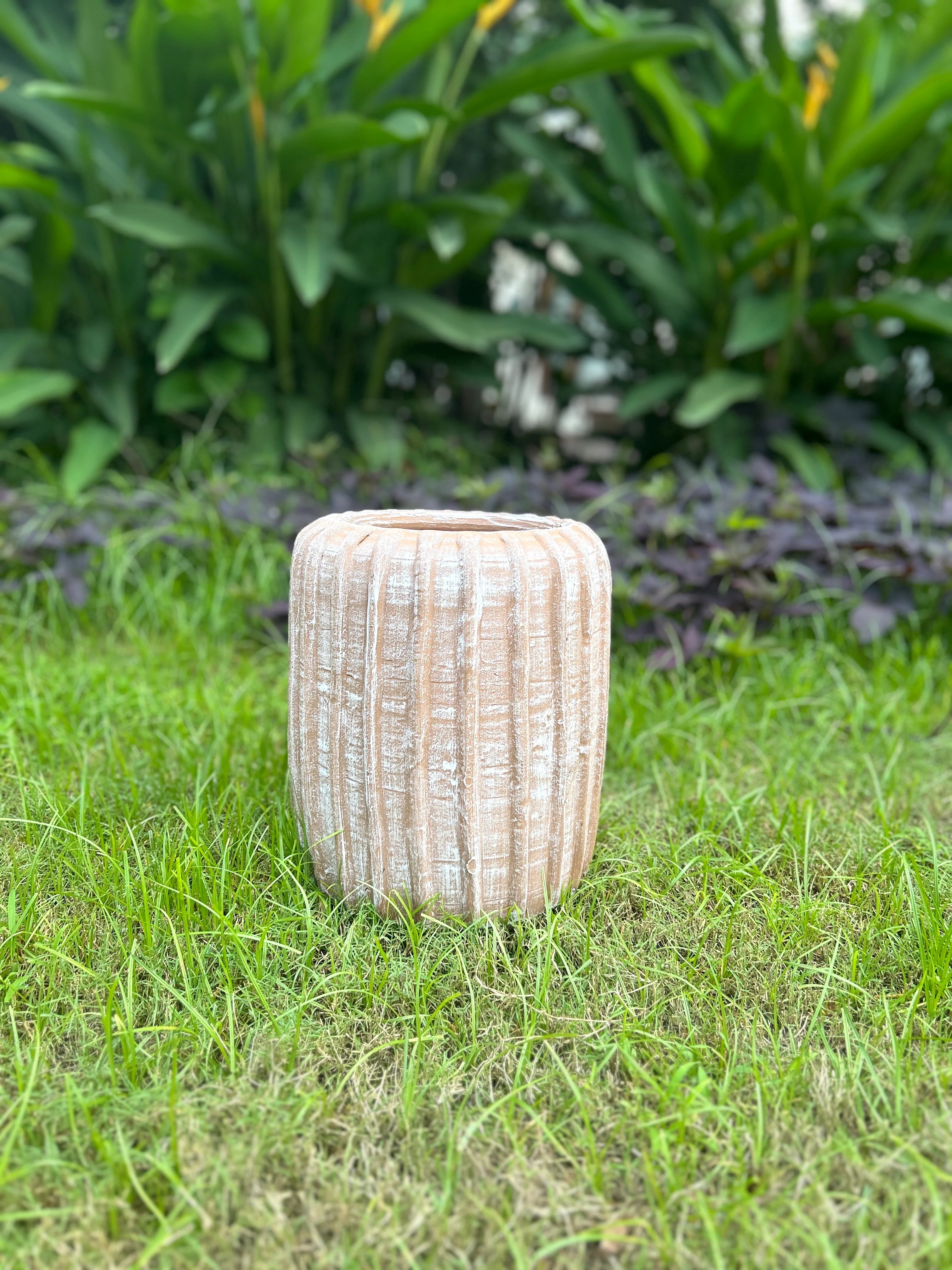 TERRACOTTA LINED CYLINDERS