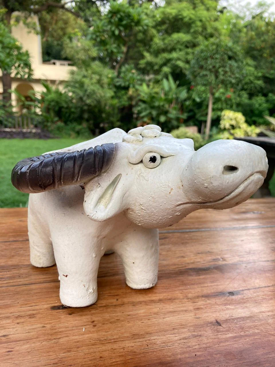 BULL ANIMAL PLANTER FOR HOME GARDEN BALCONY DECOR